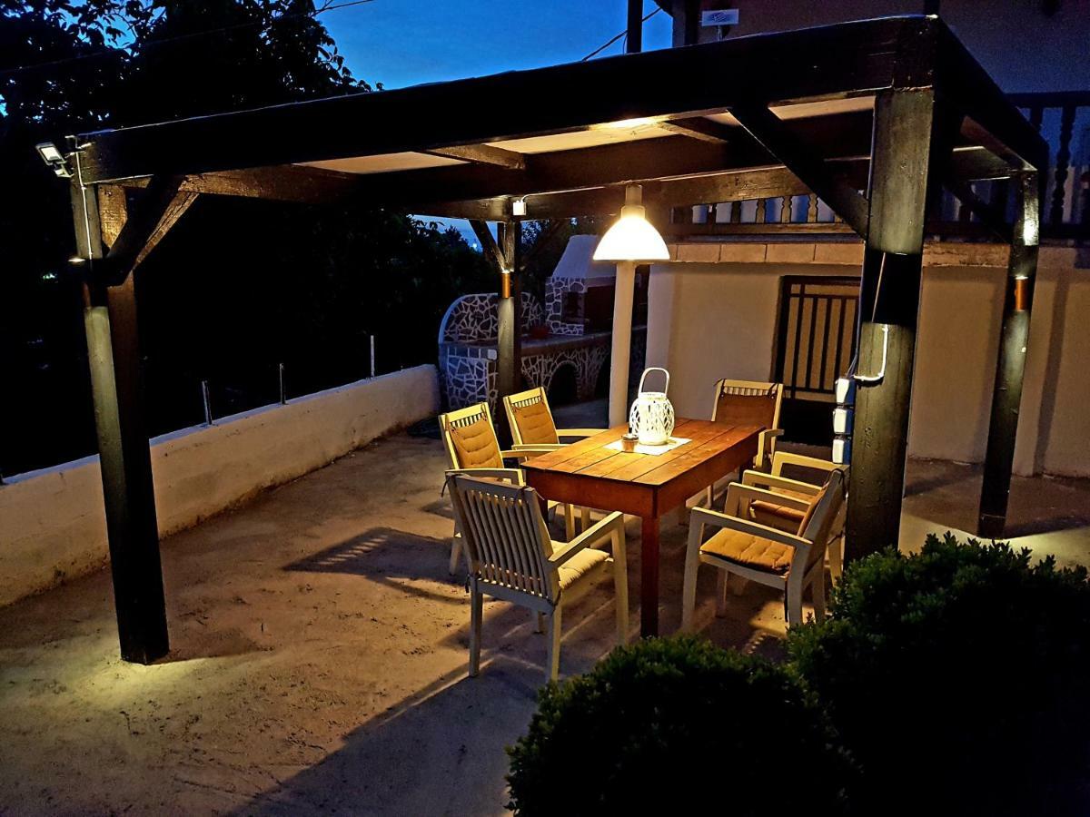 Proias Guesthouse 7Km From Meteora!At Village Vlachava Καλαμπάκα Εξωτερικό φωτογραφία